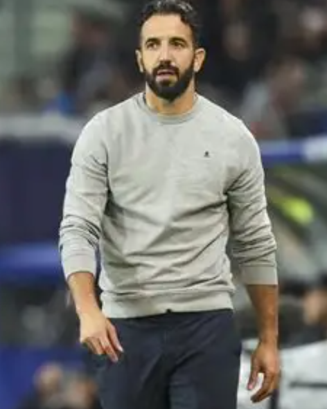 战术僵化与失信之困：阿莫林曼联下课的多维审视