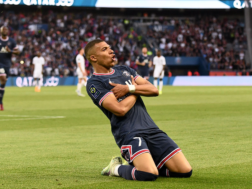 皇马客战曼城前：姆巴佩训练引关注，伤员情况成焦点